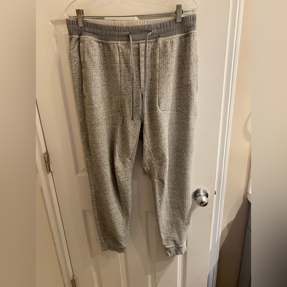 Lululemon at ease joggers